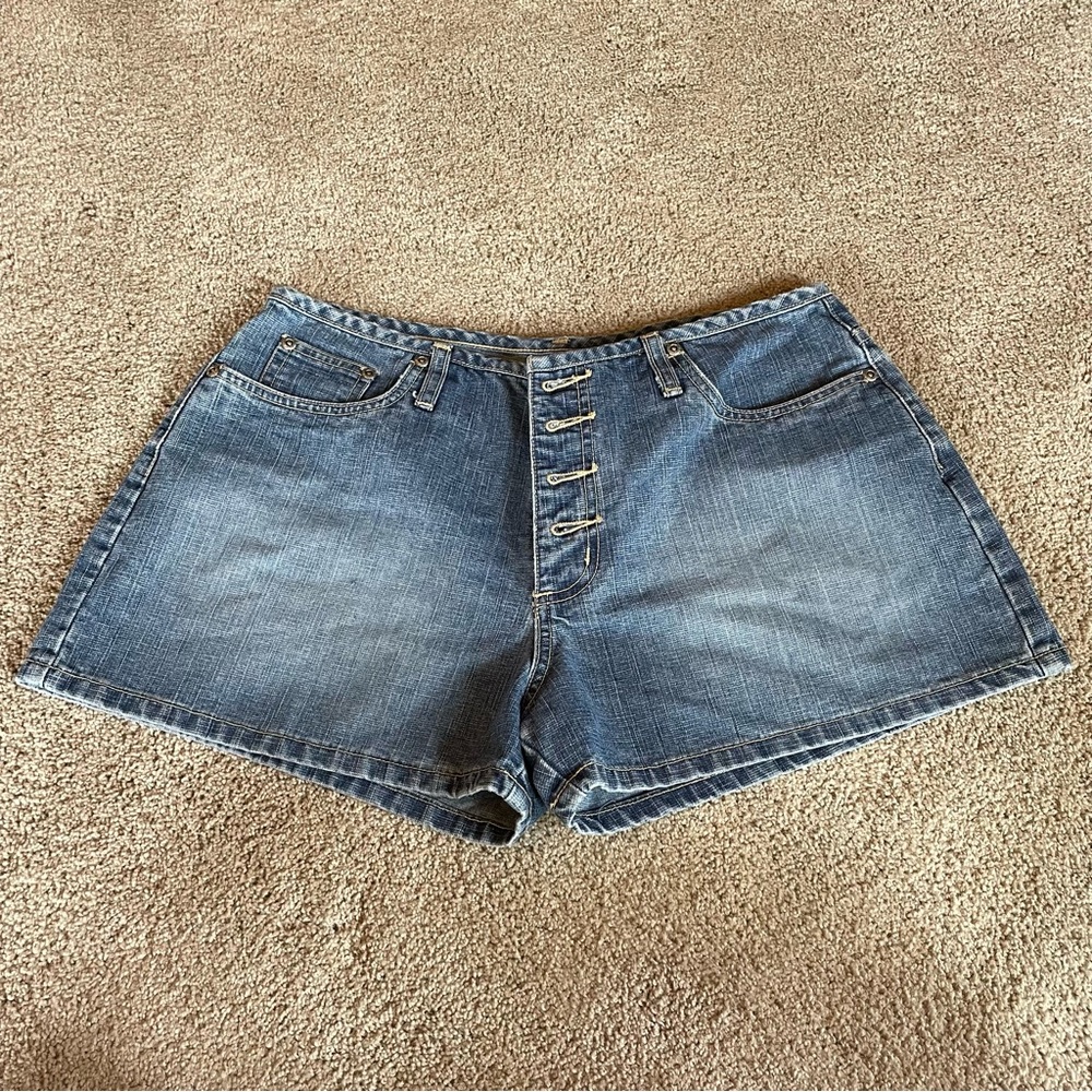 Low rise R21 Shorts size 9